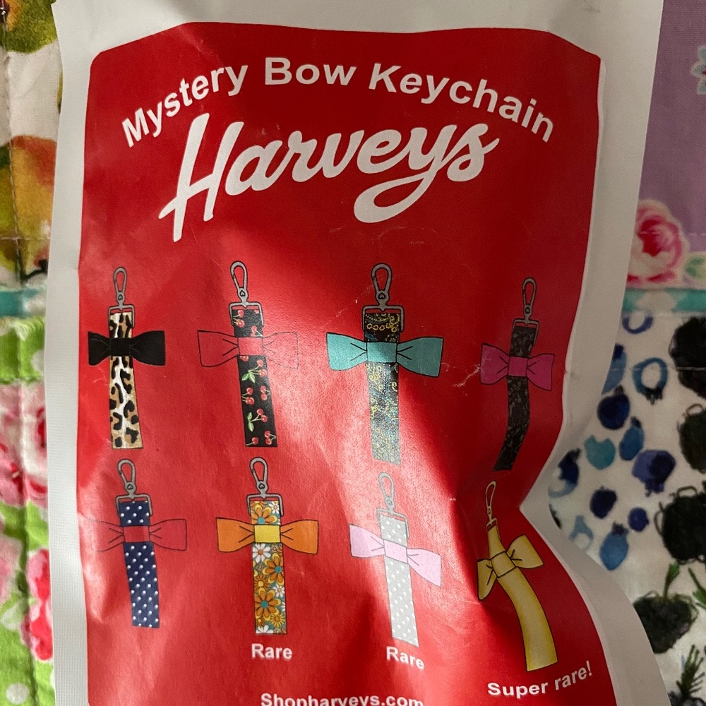 Harveys Keychain Blind Bag-New in sealed package